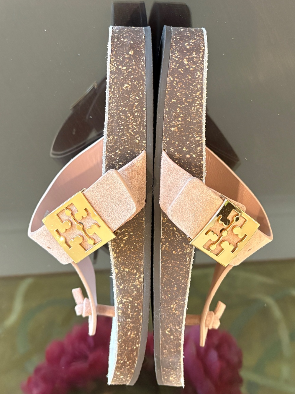 Tory Burch Mellow T-Strap Sandal Size 9.5 Suede Malva / Avola Pink Color - Picture 7 of 14